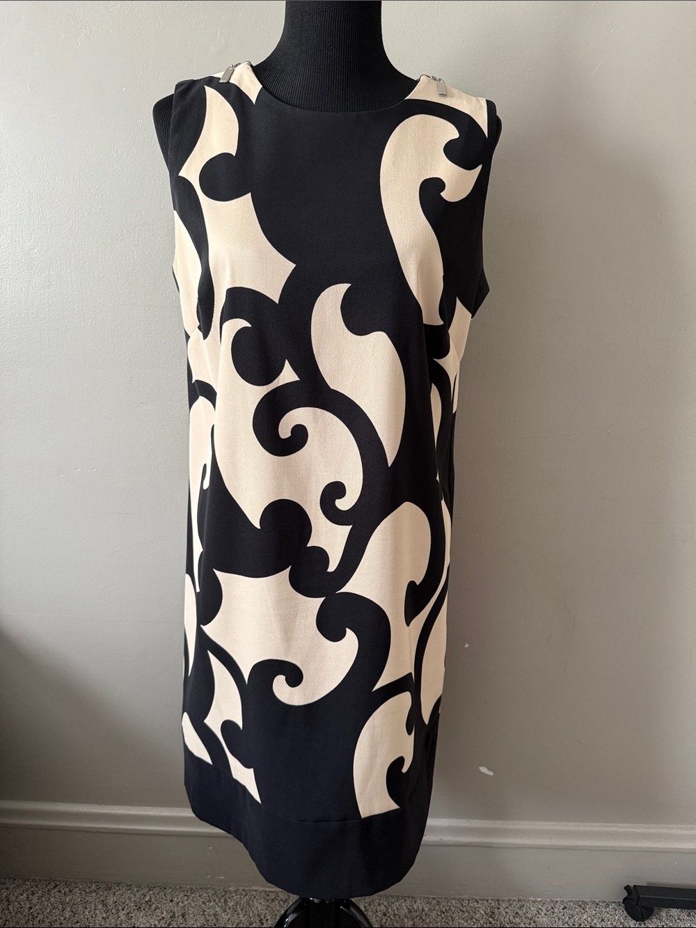 ALYX Black & Creamy Beige Graphic Swirl Shift Dress Art Deco Baroque Design 12